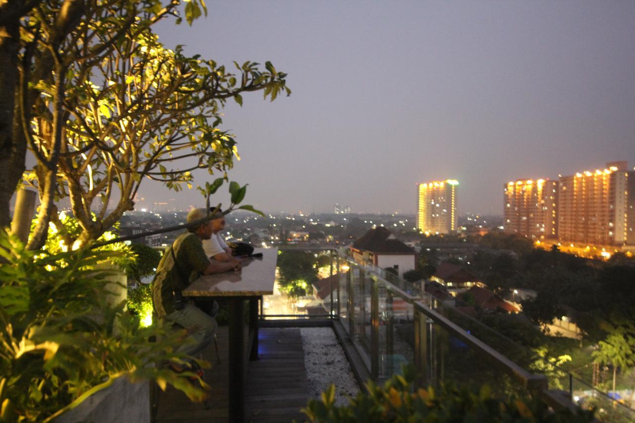 Harvia Suites Kebon Jeruk 자카르타 외부 사진
